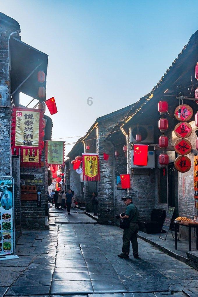玄武门事变后李世民为什么不敢动前太子妃？你的看法是什么？